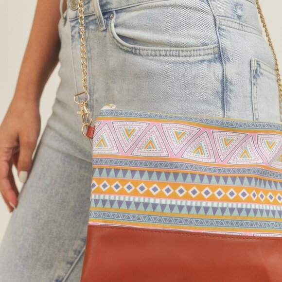 Aztec Crossbody & Wristlet Bag - Picture 4 of 4